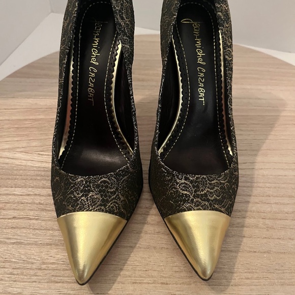 Jean-Michel Cazabat Women’s High Heel Pumps Black Gold Lace Pointed Toe 37.5/7.5 - Picture 2 of 7